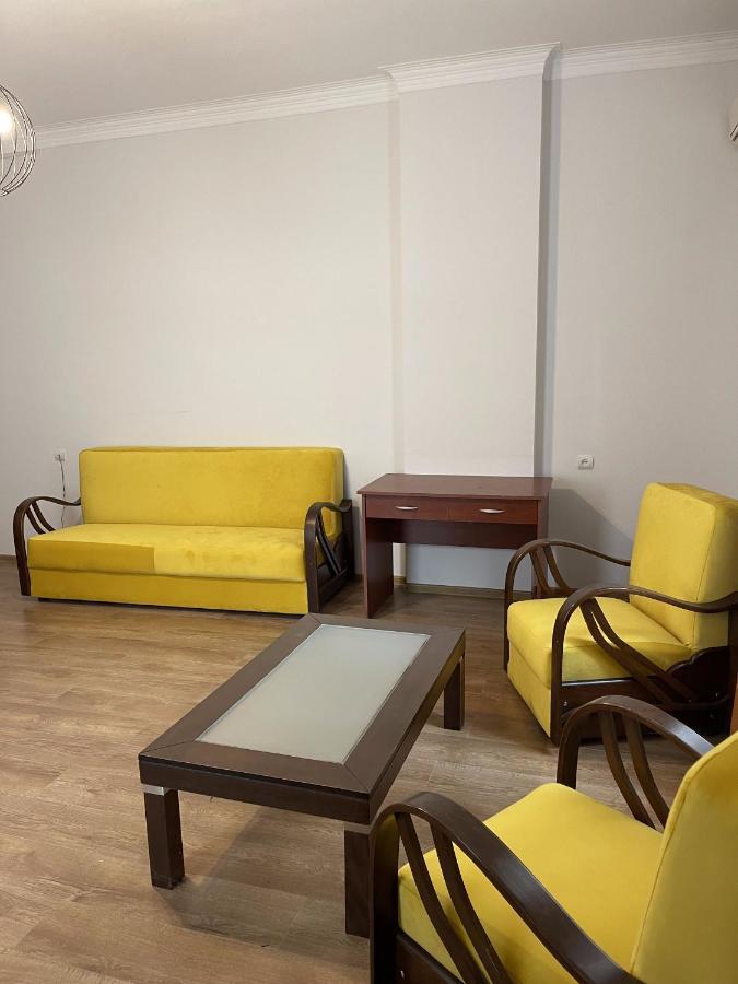 Aristocrat Hotell Tbilisi Eksteriør bilde